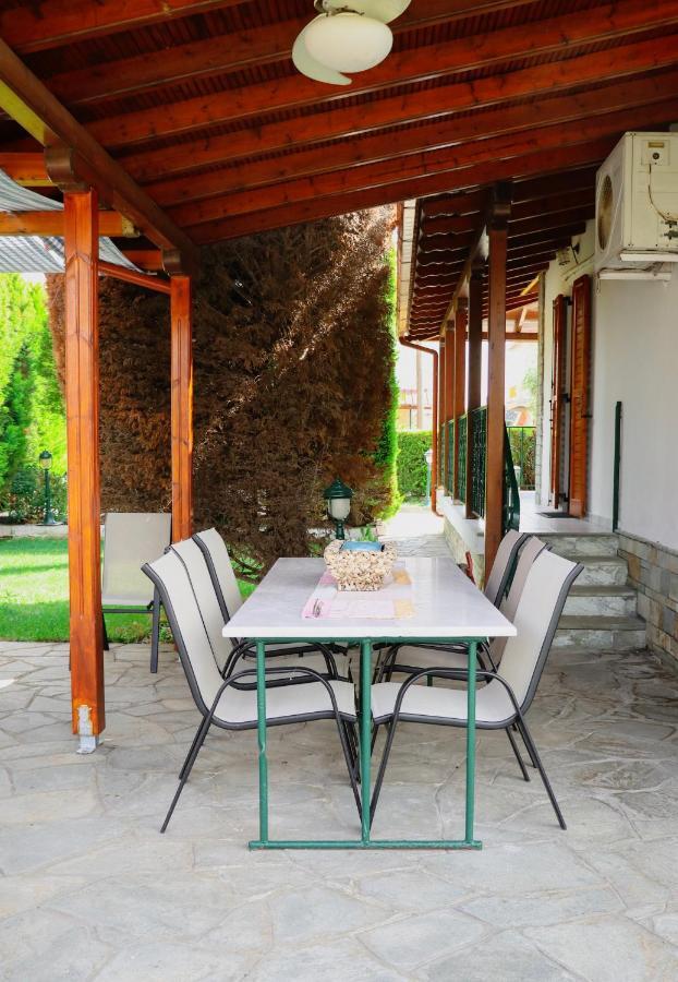 Renaissance Holidays Villa Nea Kallikrateia Extérieur photo
