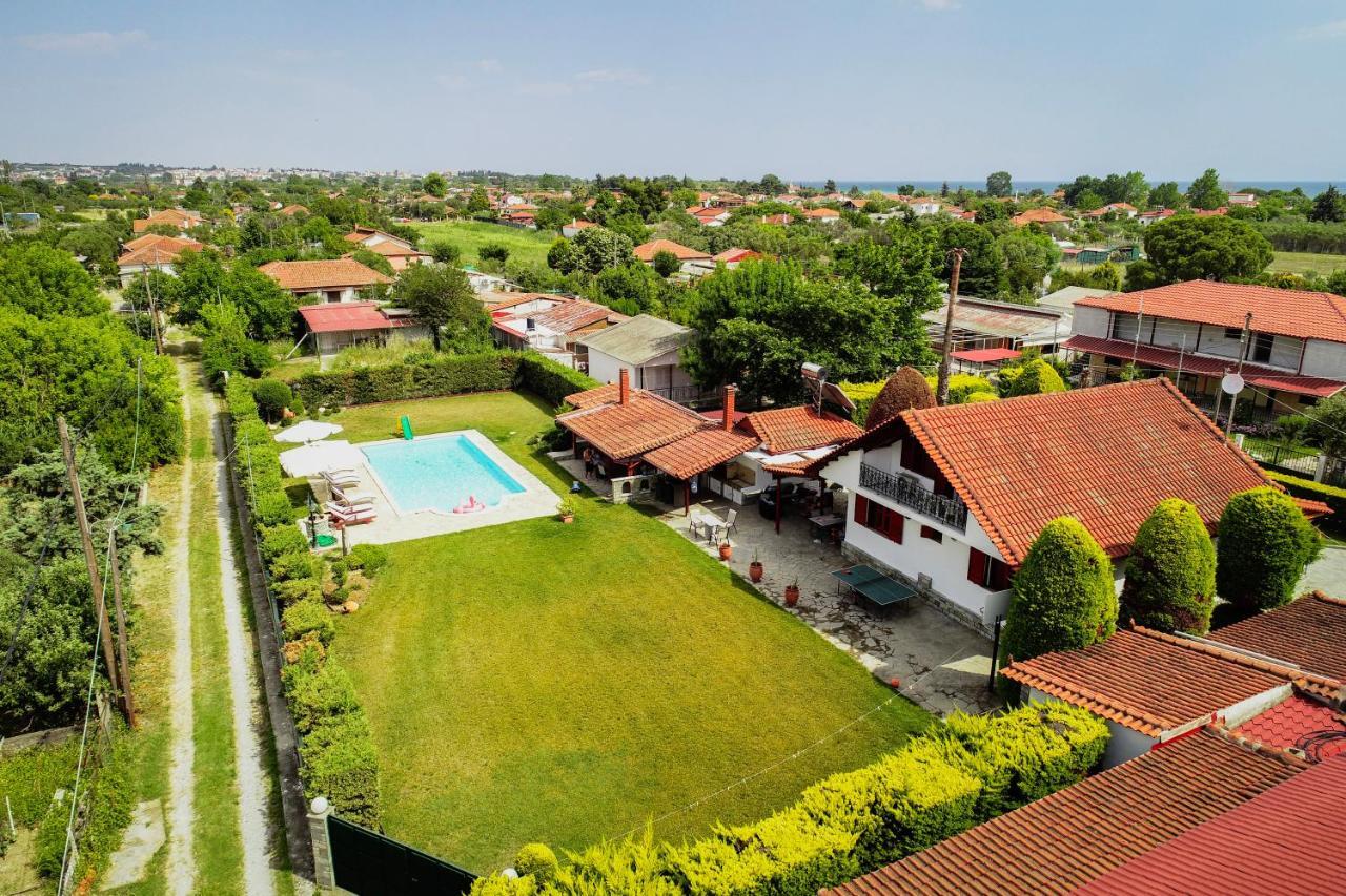 Renaissance Holidays Villa Nea Kallikrateia Extérieur photo
