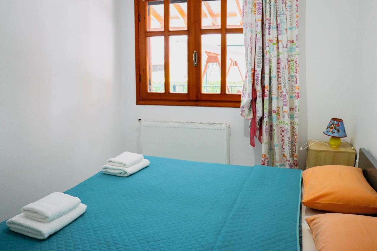 Renaissance Holidays Villa Nea Kallikrateia Extérieur photo